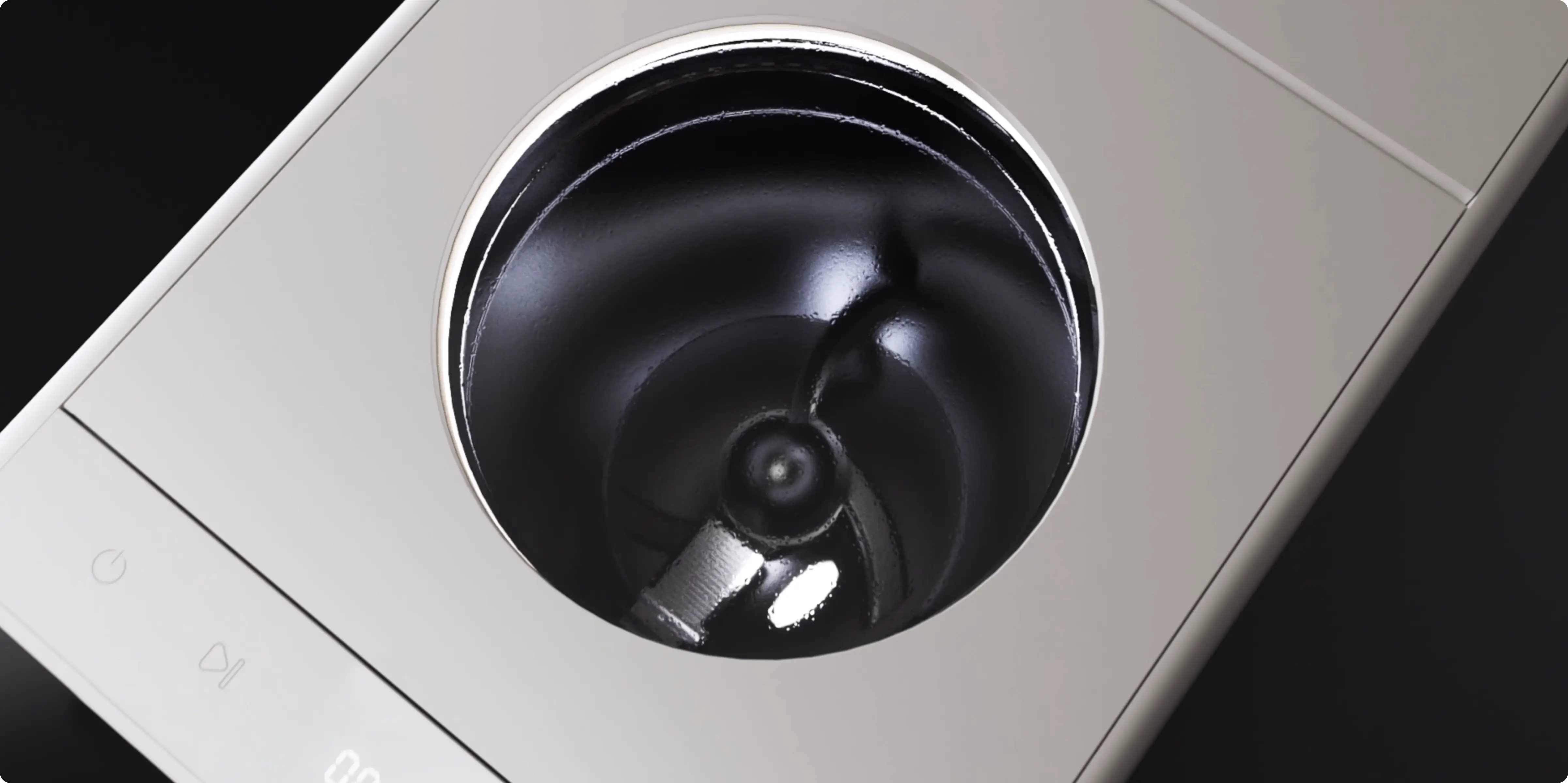 Transparent dehumidifying glass window prevents fogging for clear visibility.